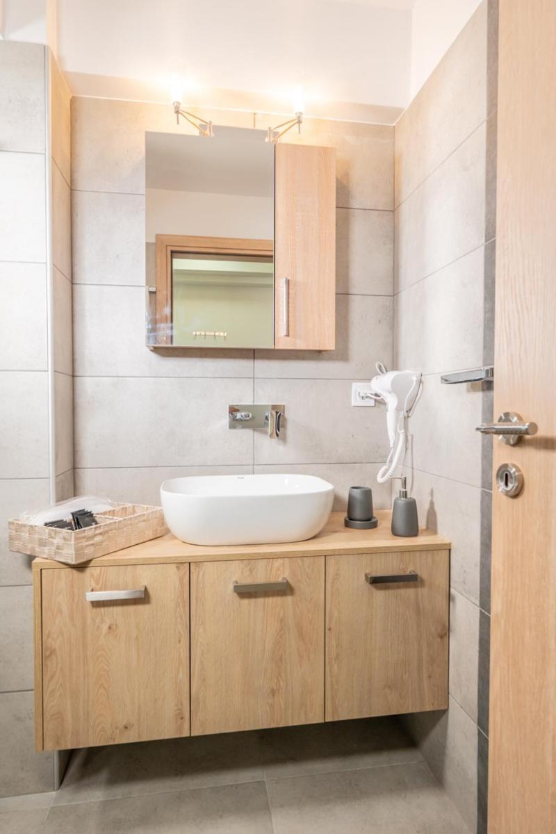 Apartamento Iaira Atenas Exterior foto